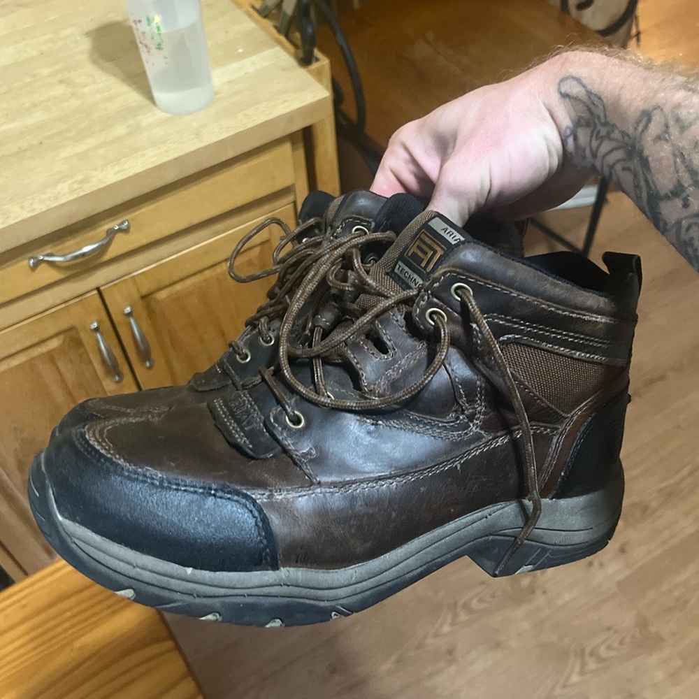 Ariat Waterproof Trail Boots Men 9.5
